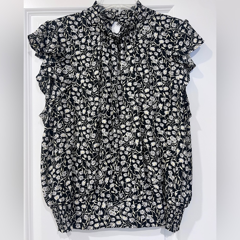 Ann Taylor Black and White Floral Blouse